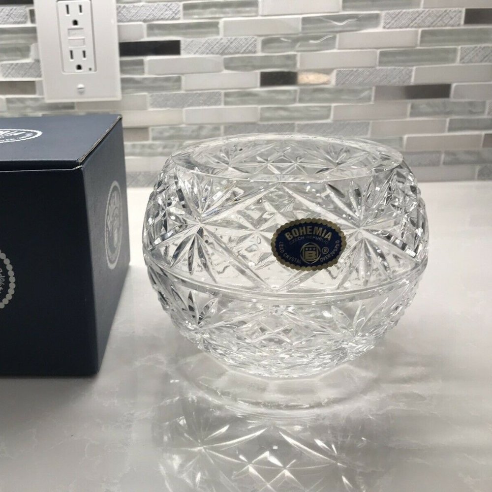 BOHEMIA CZECH REPUBLIC OVER 24% LEAD CRYSTAL BOWL